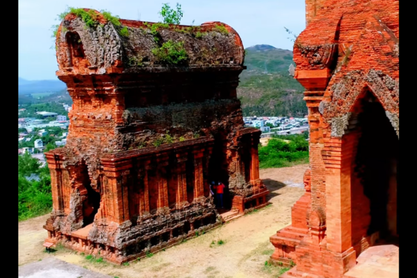 Hình ảnh Tháp Lửa